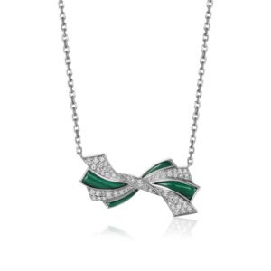 FEYONKAH Pendant in White Gold with Diamonds