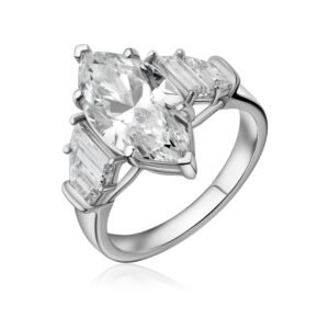 CLASSIC Ring in White Gold with Lab Grown Diamonds