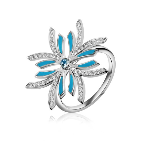 NIX Ring in White Gold With Diamonds