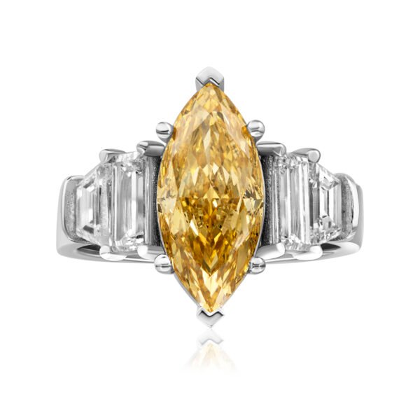 CLASSIC Ring in White Gold with Lab Grown Diamonds - Image 2