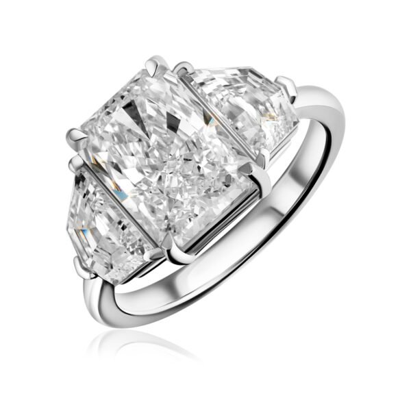 CLASSIC Ring in White Gold with Lab Grown Diamonds
